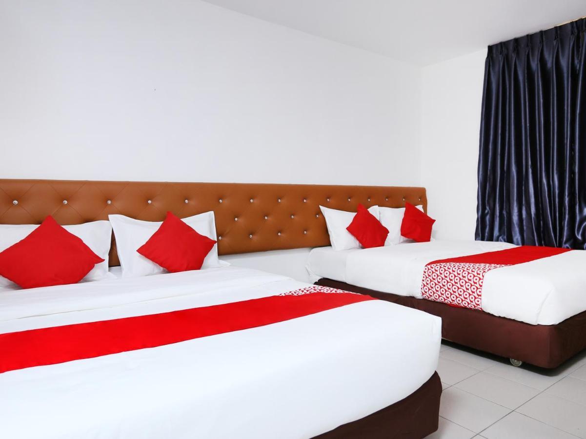 Oyo 89672 Eg Hotel Jj Johor Bahru Exterior foto