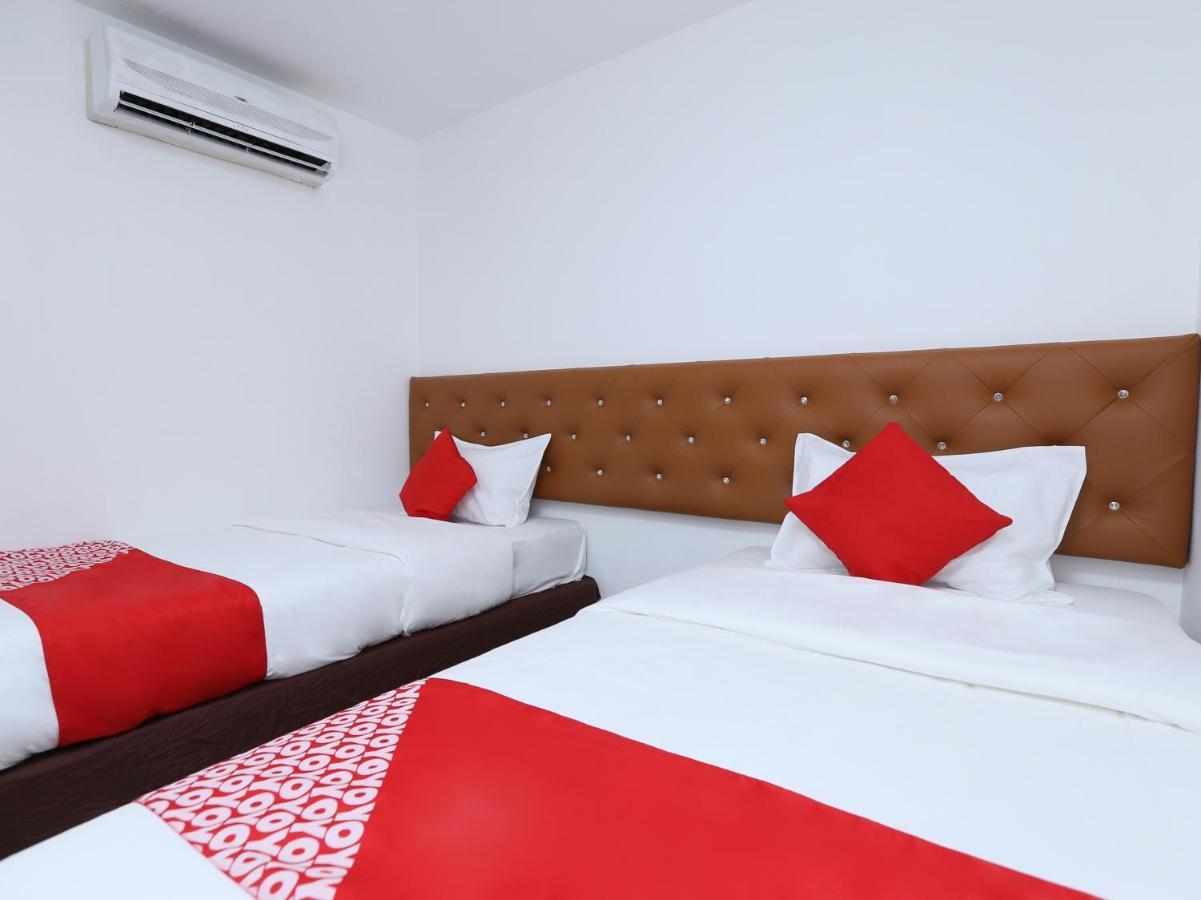 Oyo 89672 Eg Hotel Jj Johor Bahru Exterior foto